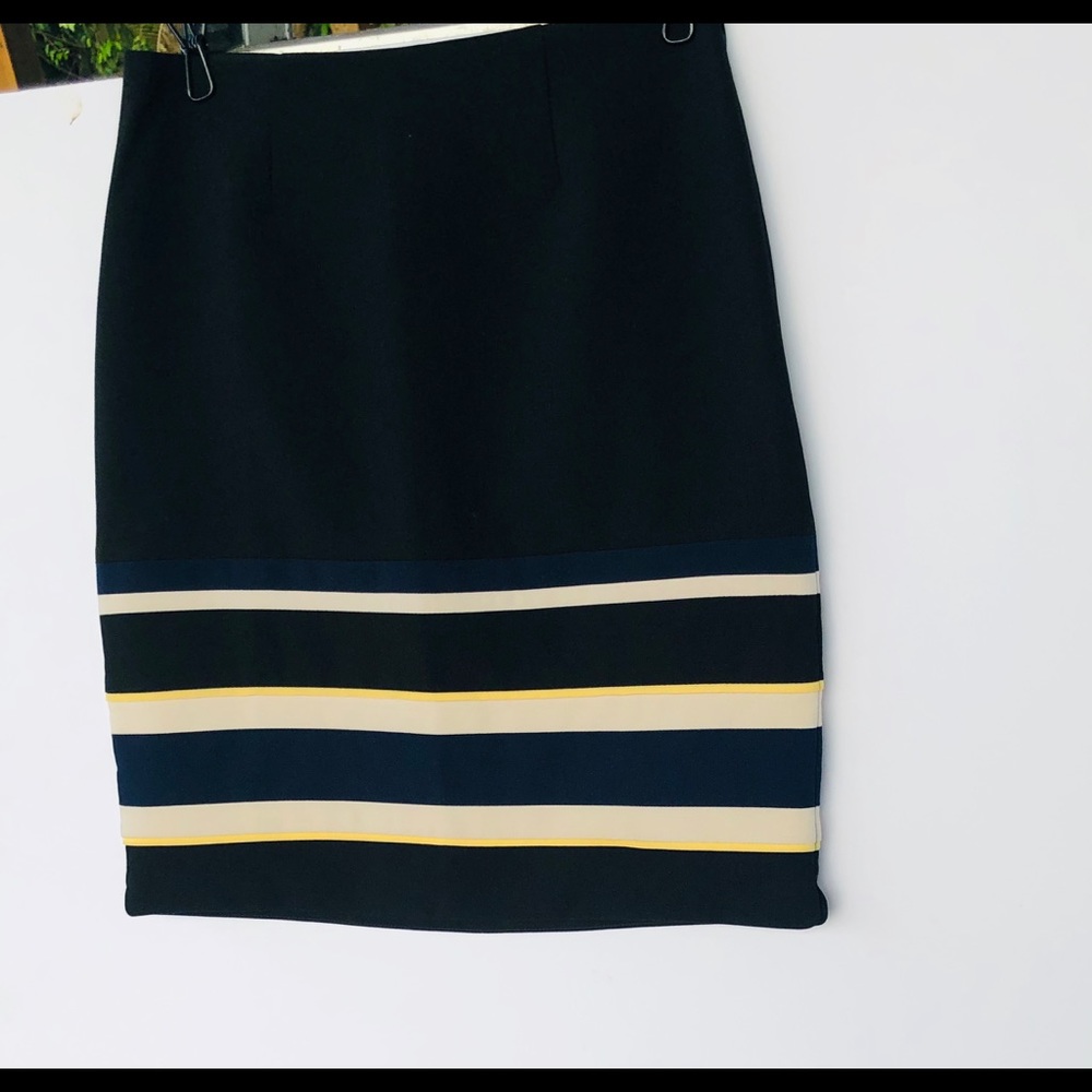 White House Market Color Black Skirt